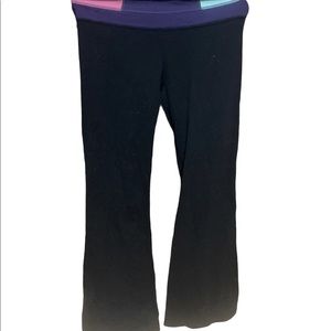 Lulu lemon groove pants